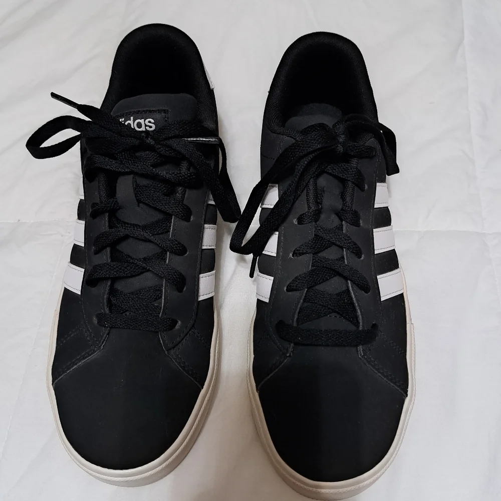 Adidas Neo - Picture 7 of 8